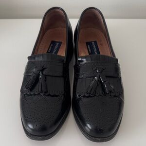Bostonian Classics Black Tassel Loafers size 7